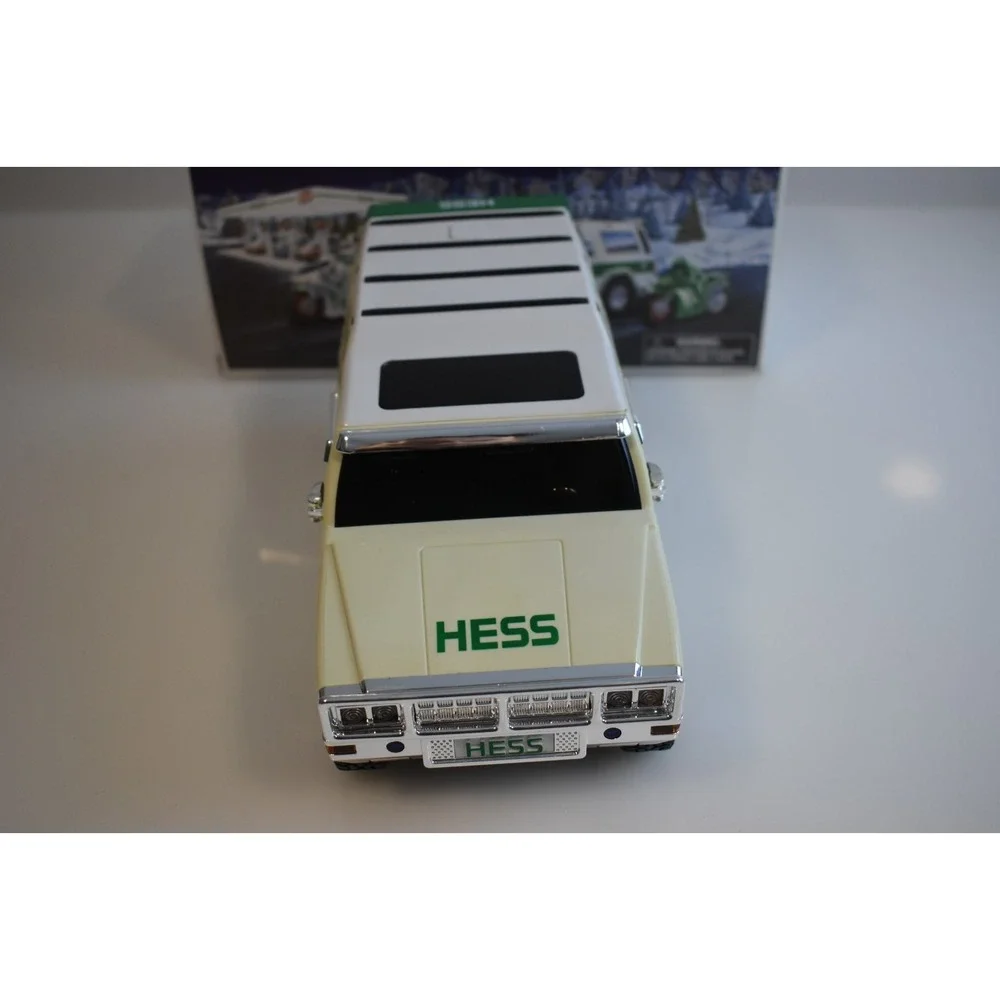 Hess 2004 Sport Utility Vehicle And Motorcycles In Box